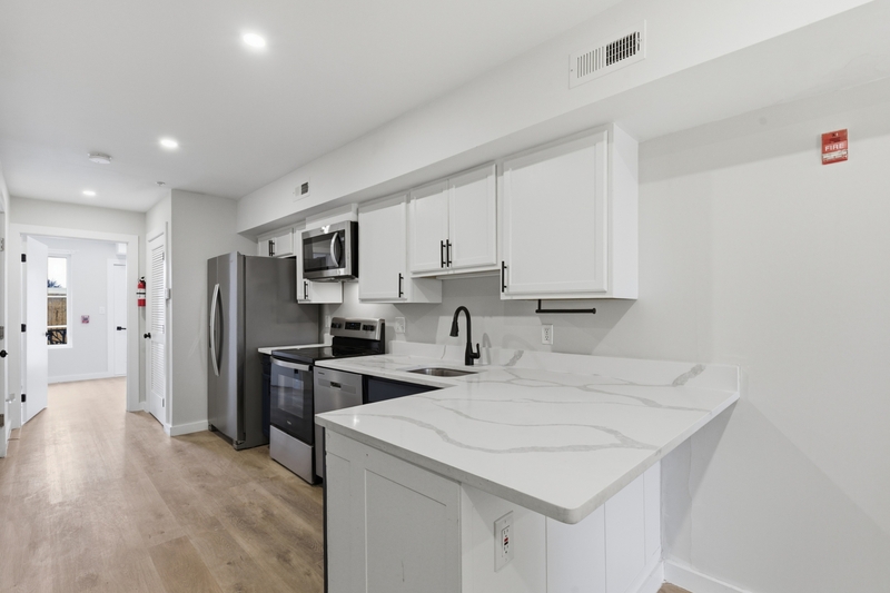 Baltimore Condo: 48 South Carrollton Avenue - 4