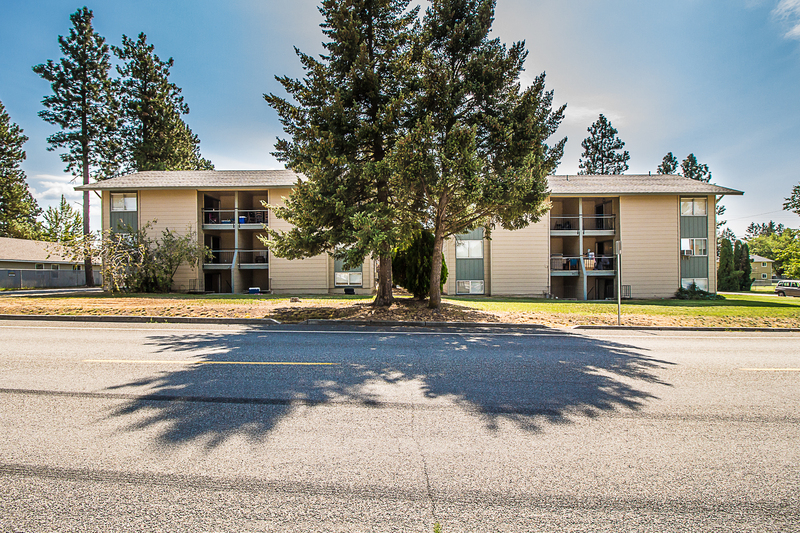 Post Falls Condo: 208 East 15th Avenue - 3