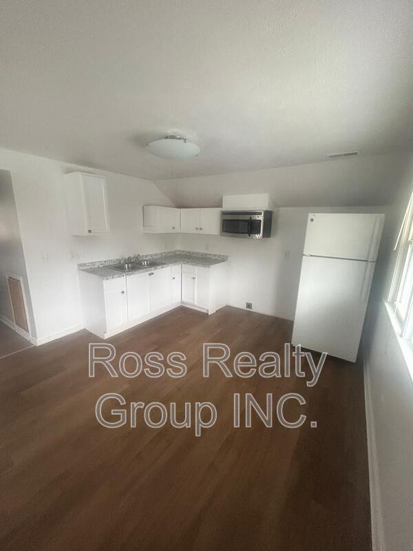 Toledo Condo: 724 plymouth