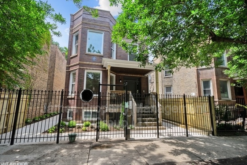 Chicago Condo: 5816 North Ridge Avenue - 1F