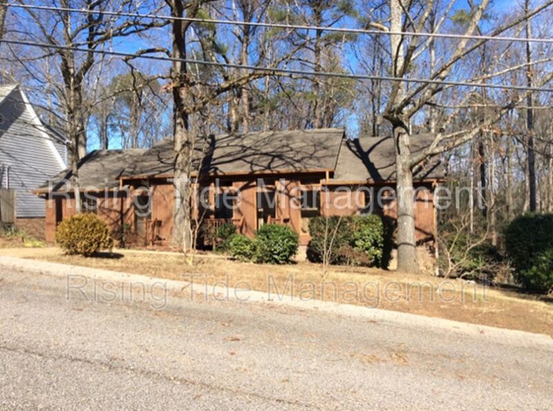 Hoover House: 3549 Brookfield Rd