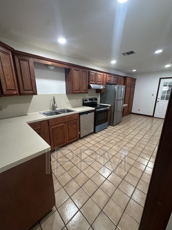 Harlingen Townhome: 5408 Guava Dr
