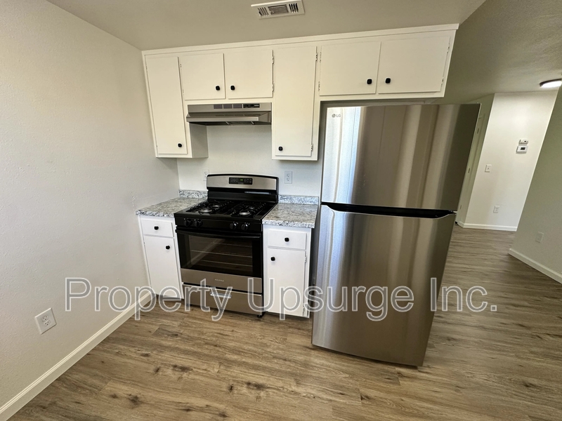 Redding Condo: 1529 Willis Street  - 7