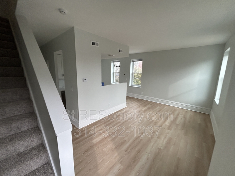 St. Louis Condo: 3501 Pestalozzi St. #A