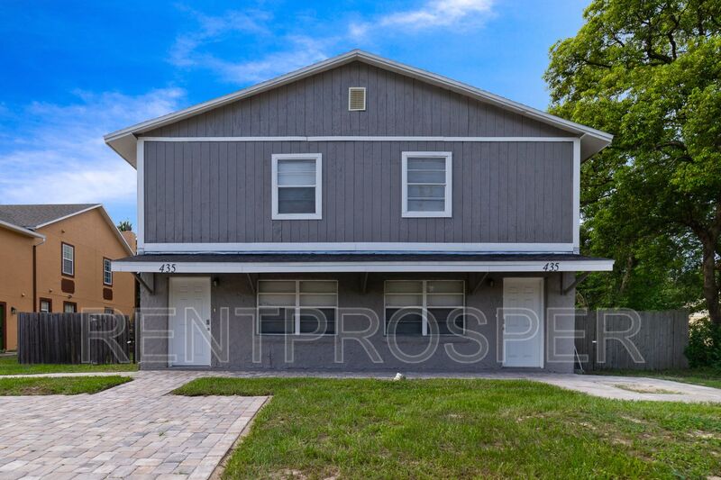 Eatonville Townhome: 435 Eaton Street