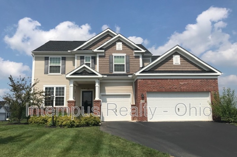 Plain City House: 9390 Woodbine Way