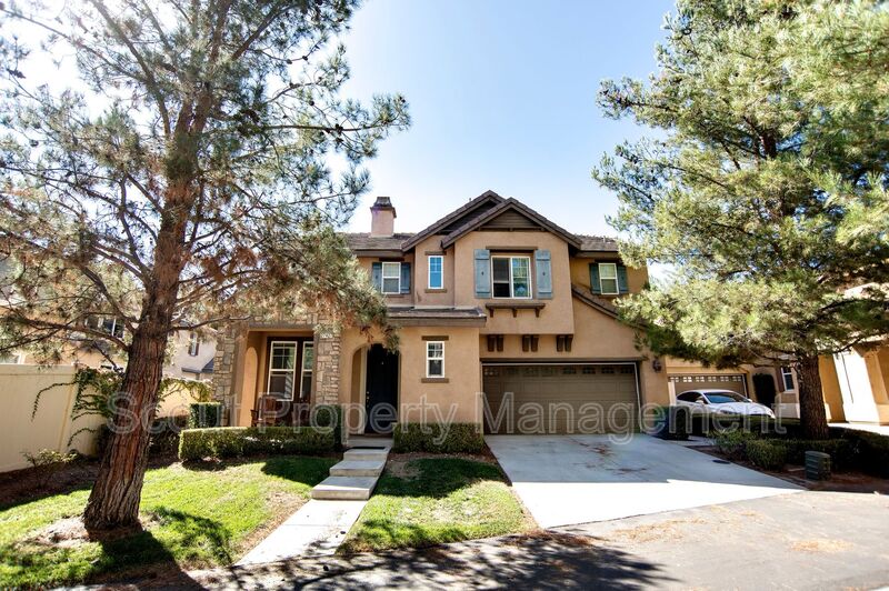 Temecula House: 27427 Lock Haven Court