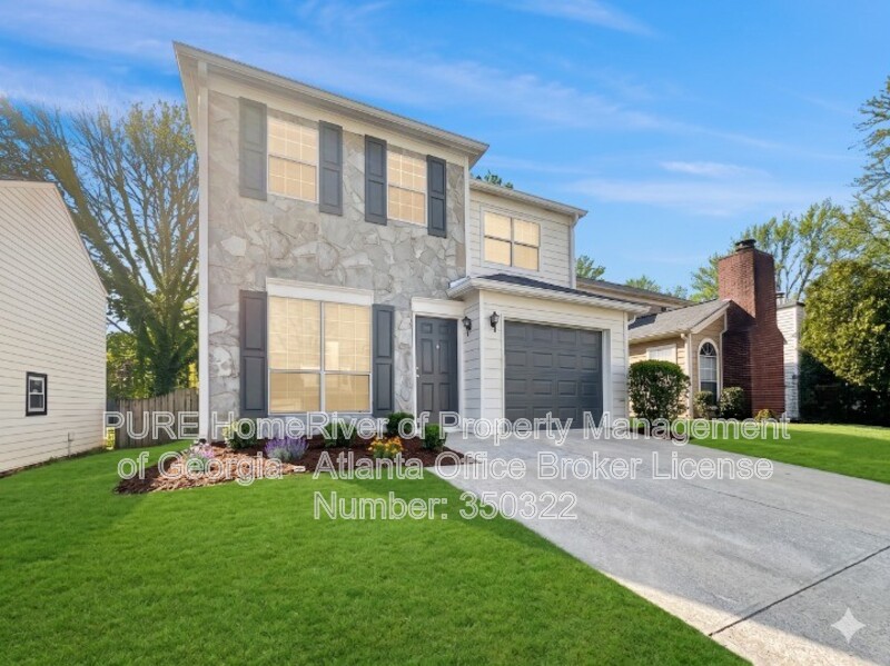 Tucker House: 1174 Pin Oak Dr