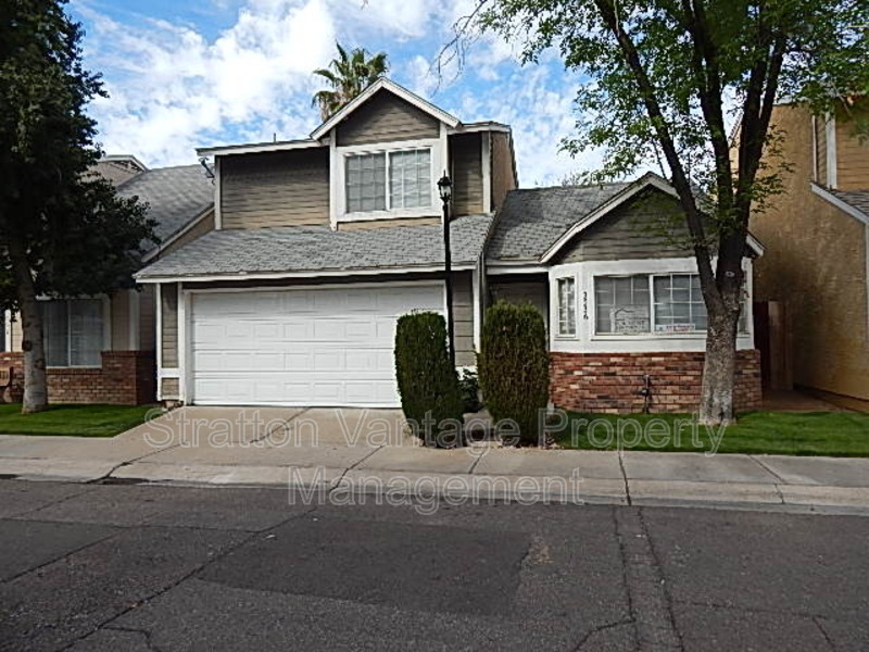 Phoenix House: 3536 E. Le Marche Ave.