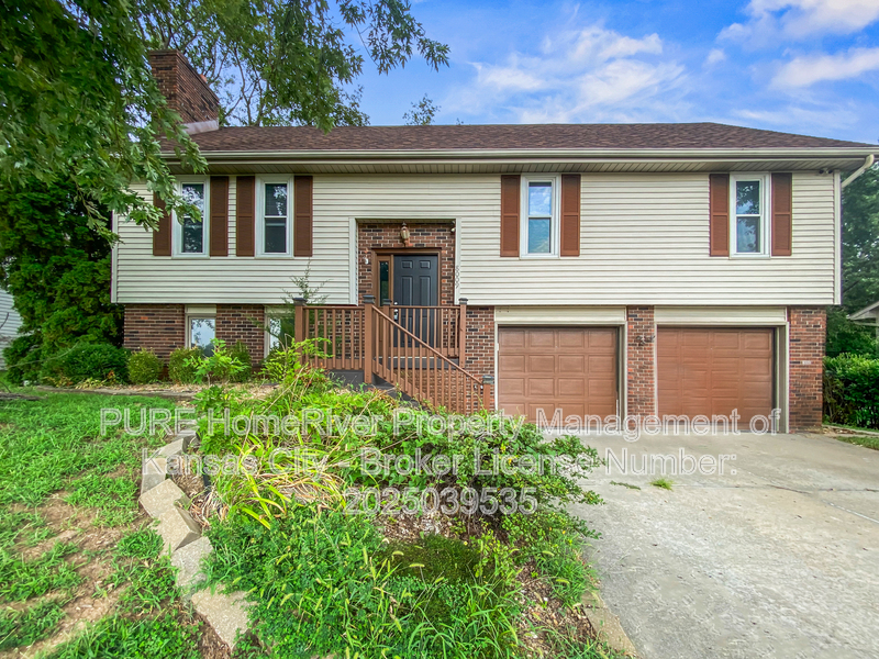 Kansas City House: 8009 N Congress Ave