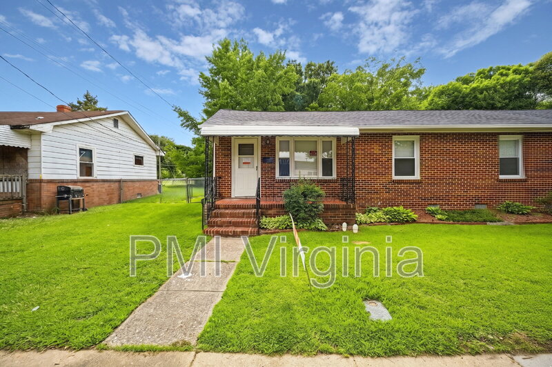 Portsmouth Condo: 58 Radford St