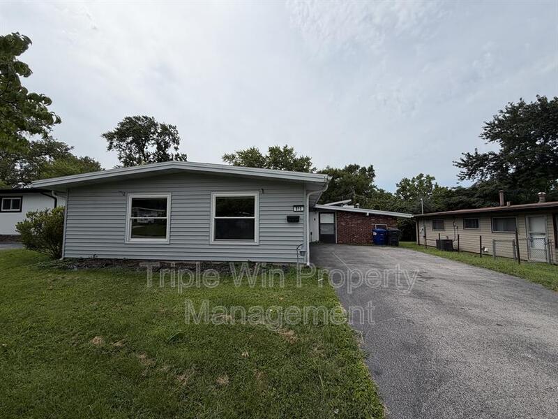 Florissant House: 810 Saint Anthony Lane