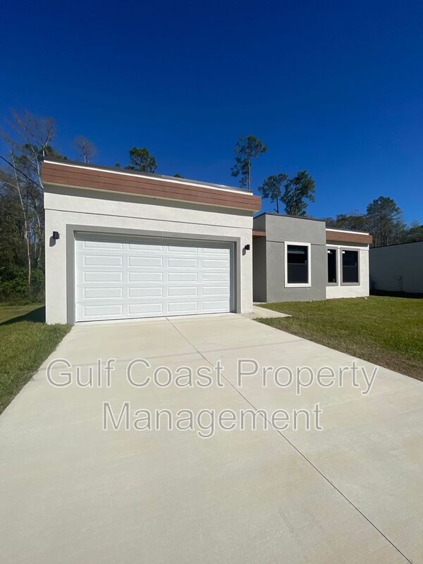 Lehigh Acres House: 1928 Marlay Avenue