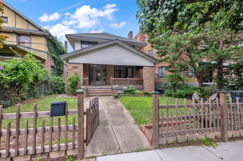 Birmingham House: 1230 29th St S