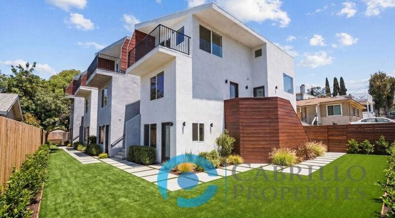 San Diego Condo: 6640 Valjean Ct.