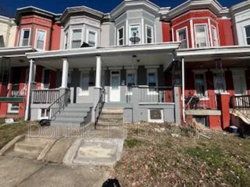 Baltimore House: 3010 Grayson St