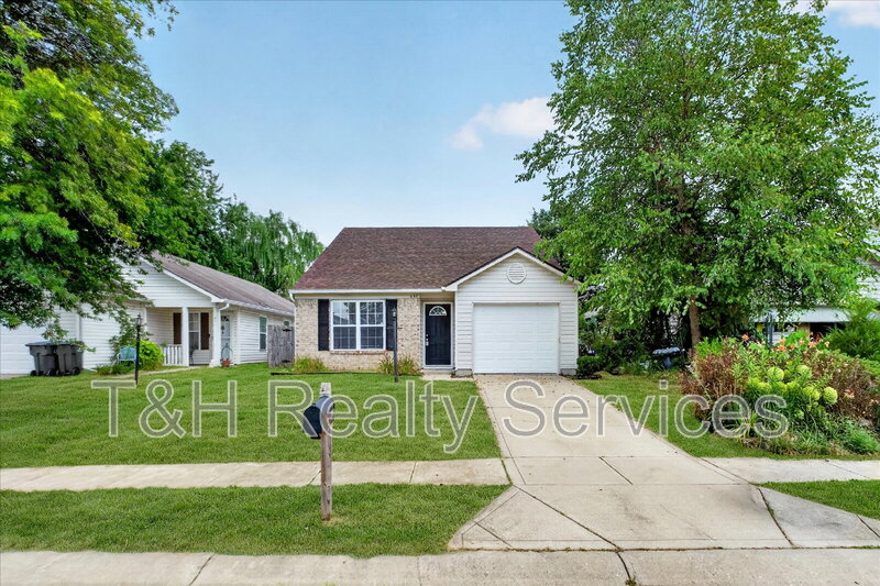Greenwood House: 636 Locust Grove Lane