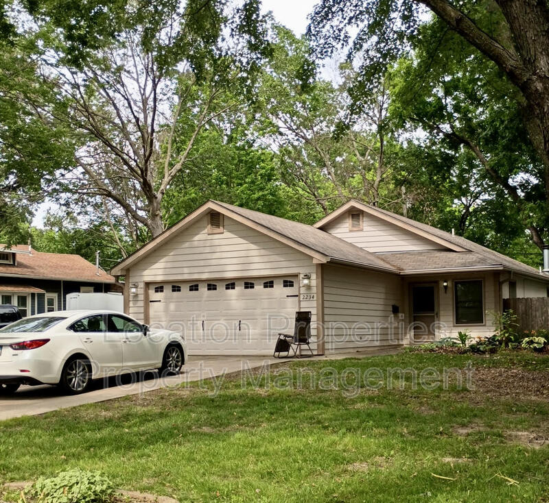 Lawrence House: 2234 Ohio Street