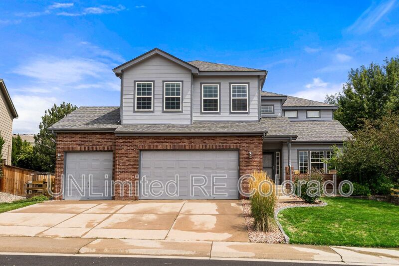 Parker House: 21805 Mount Elbert Place