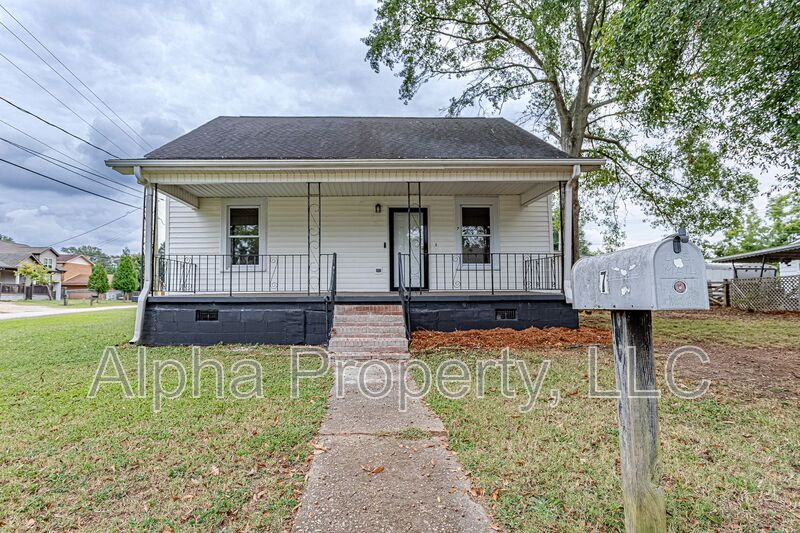 Greer House: 7 25th St