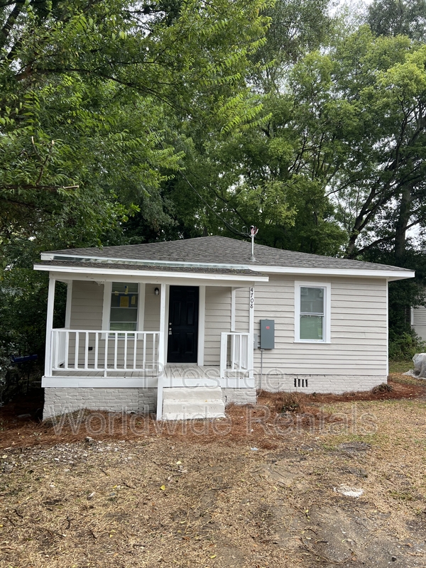Columbus House: 4708 11th Avenue