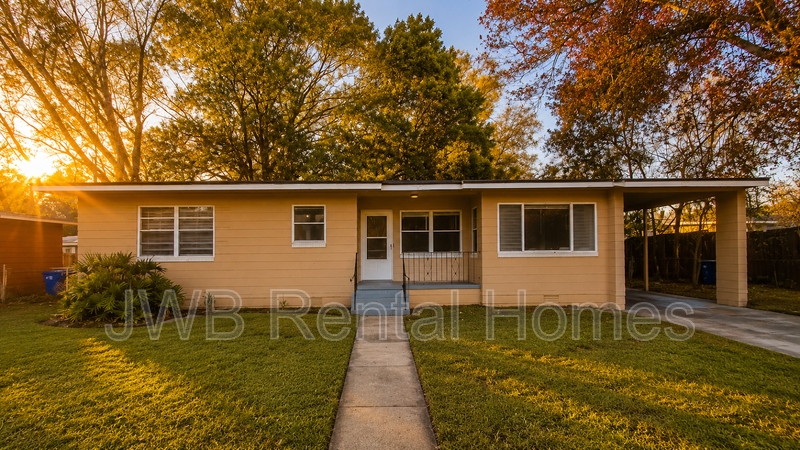 Jacksonville House: 2321 Kinwood Ave