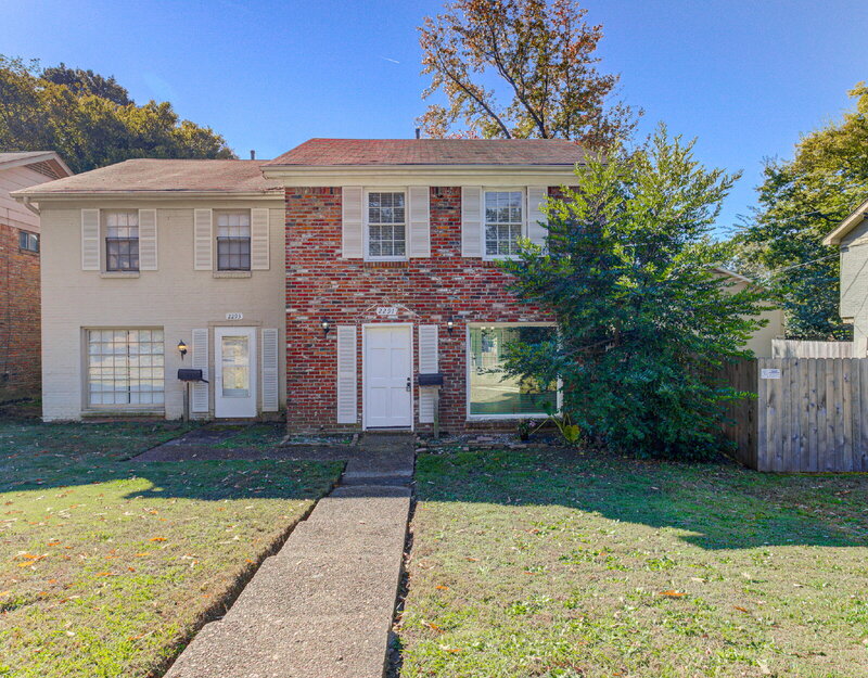 Memphis Condo: 2291 Madison Avenue