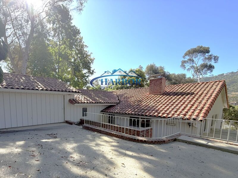 Palos Verdes Estates House: 2512 Via Anita