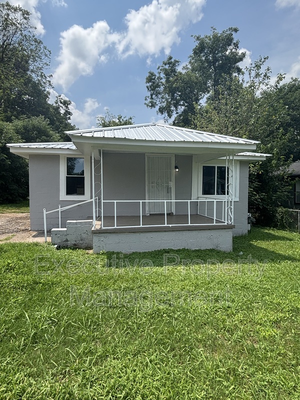 Birmingham House: 4009 Grasselli Avenue