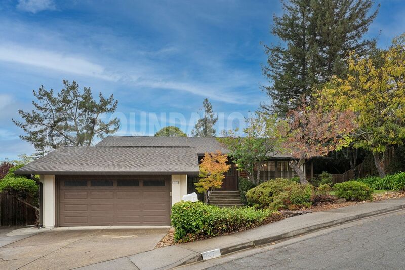Novato House: 27 Partridge Dr.