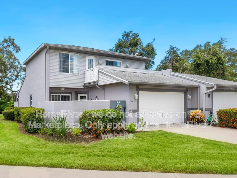 Sarasota Condo: 4422 Winston Ln S