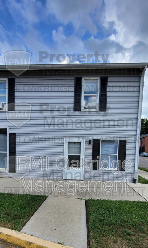 Gratis Condo: 7 N East St