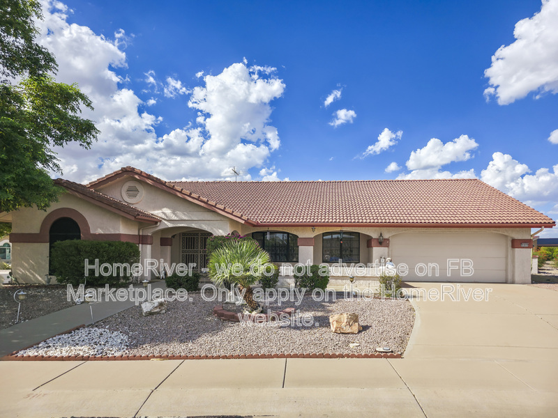 Sun City West House: 21015 N 123rd Dr