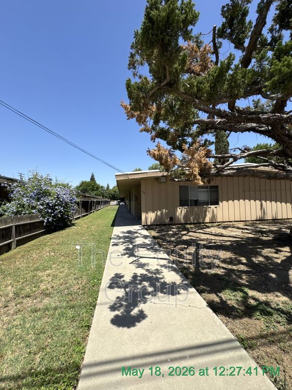 Visalia Condo: 1140 West Tulare Avenue