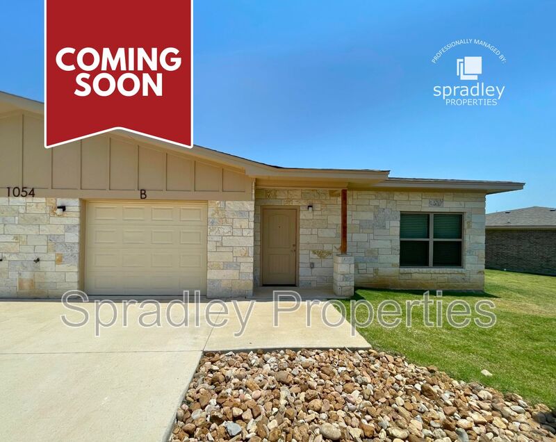 Belton Condo: 1054B Hibiscus Dr