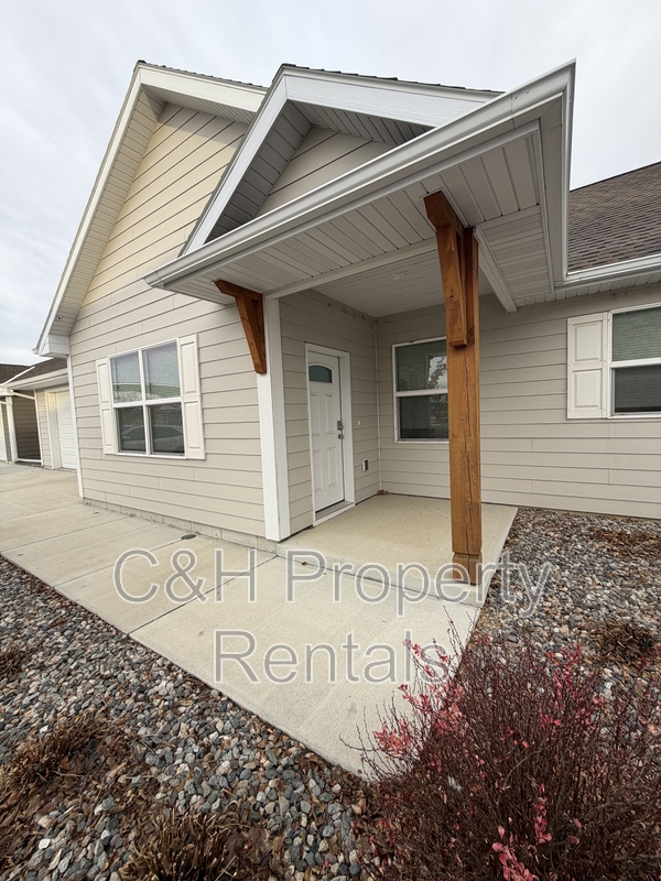 Billings House: 1417 Harmony Court