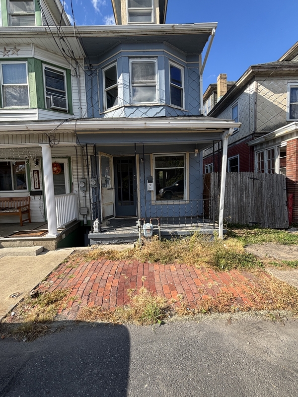 Edgewood House: 1309 West Spruce Street