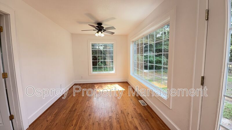 Spacious 4-Bedroom Norfolk Home with Sunroom & Fenced Backyard! - Photo 15