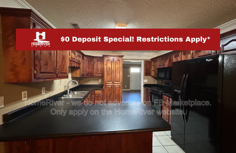 Decatur Townhome: 2311 Williamsburg Ct SW