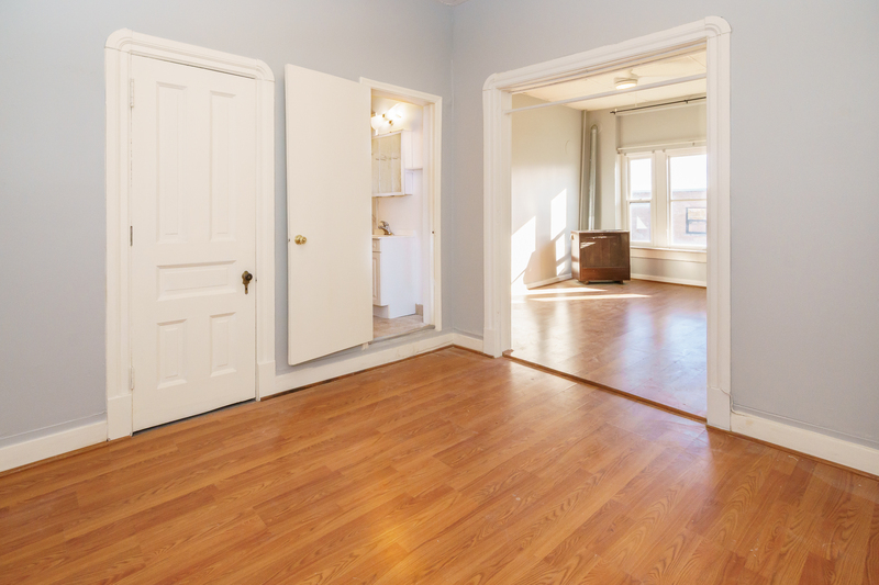 Minneapolis Condo: 2957 Lyndale Ave S