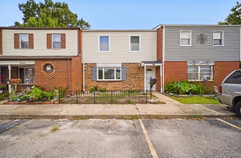 Virginia Beach House: 3244 yorkborough way