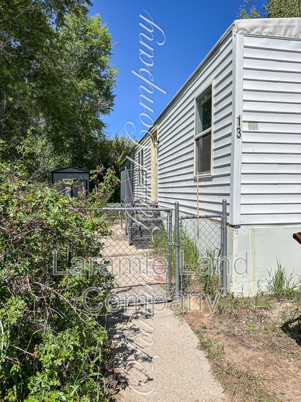 Laramie House: 954 N McCue #13