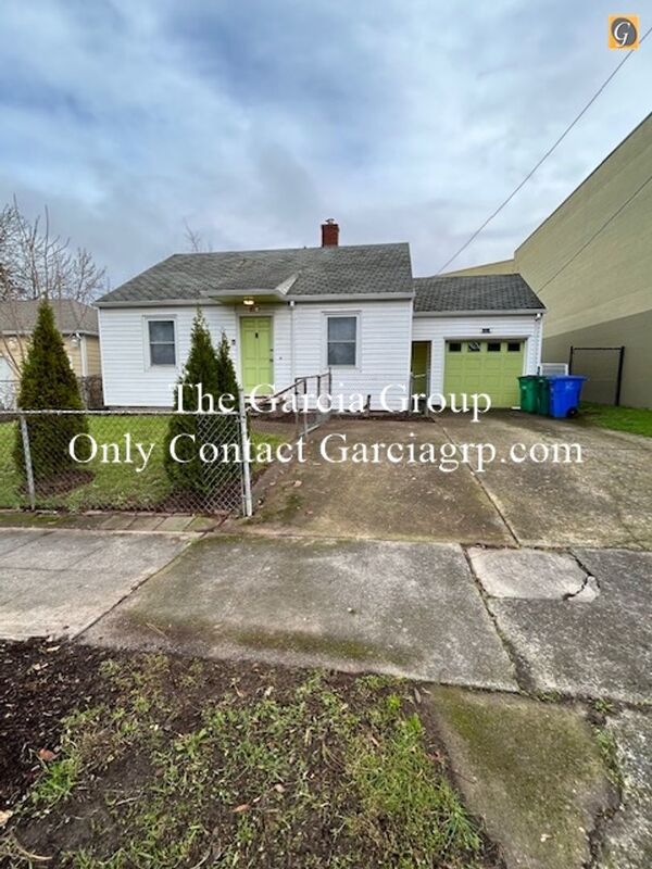 Portland House: 6924 NE 7th Ave