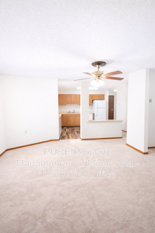 South St Paul Condo: 221 Grand Ave W