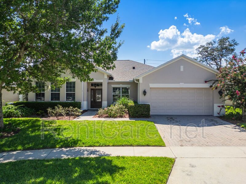 Apopka House: 1904 Candlenut Cir