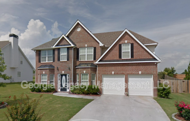 Loganville House: 816 Kaitlyn Drive