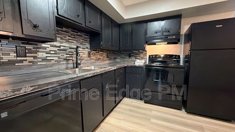 Lincoln House: 2532 T Street