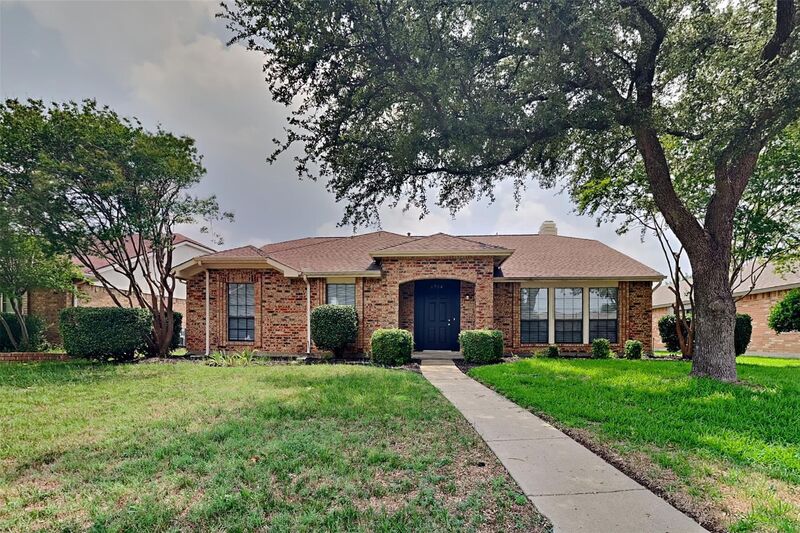 Plano House: 6704 Wesson Dr