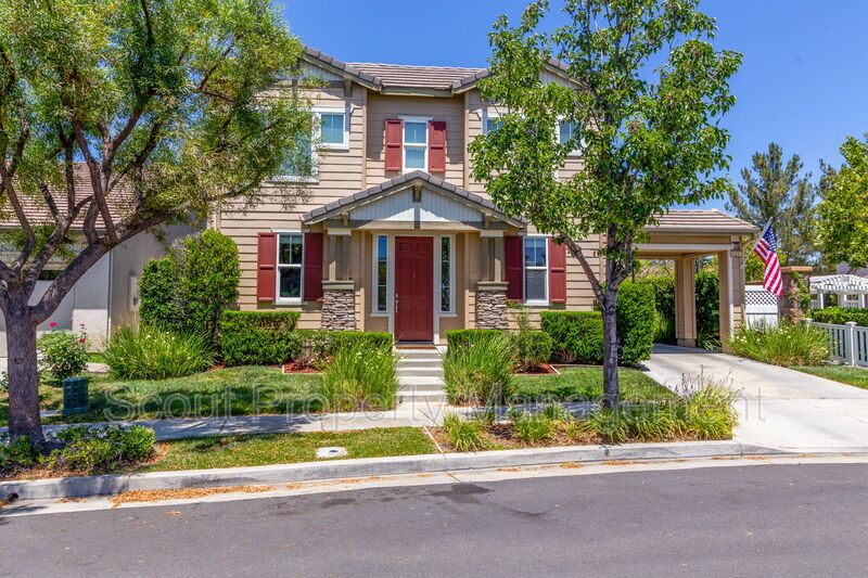Temecula House: 40281 Salem Way