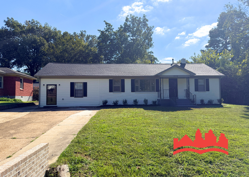 Memphis House: 1779 Baldwin Ave